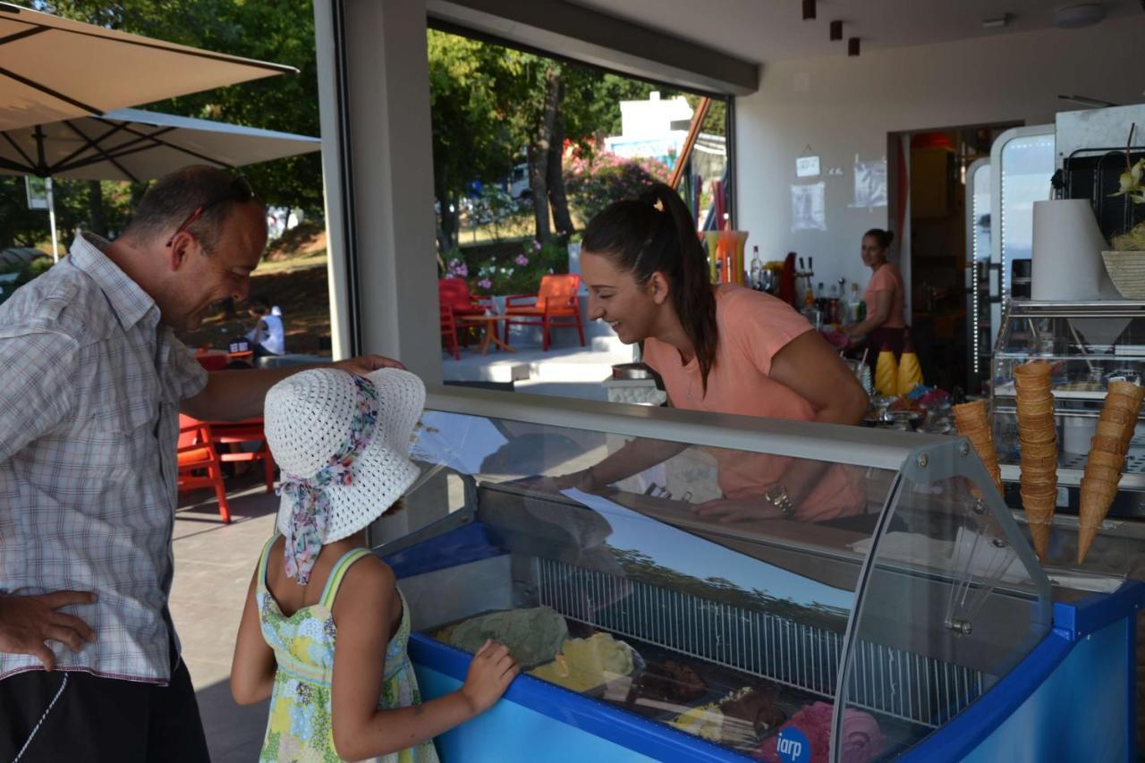 Easyatent Safari tent Lanterna Červar-Porat Buitenkant foto